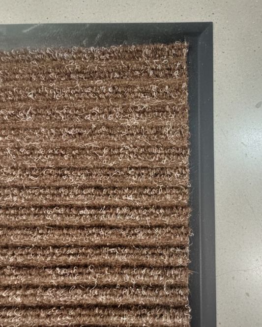 Tapis d’entrée Deluxe Rib Mat Brun 3'x4' - avec bordure