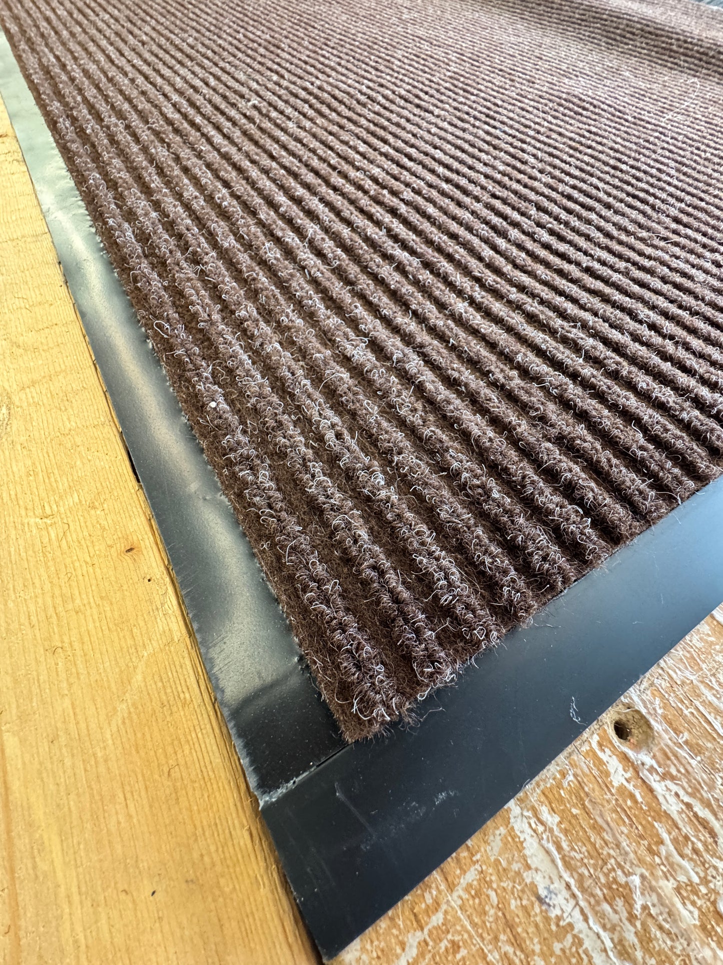 Tapis d’entrée Deluxe Rib Mat Brun - avec bordure