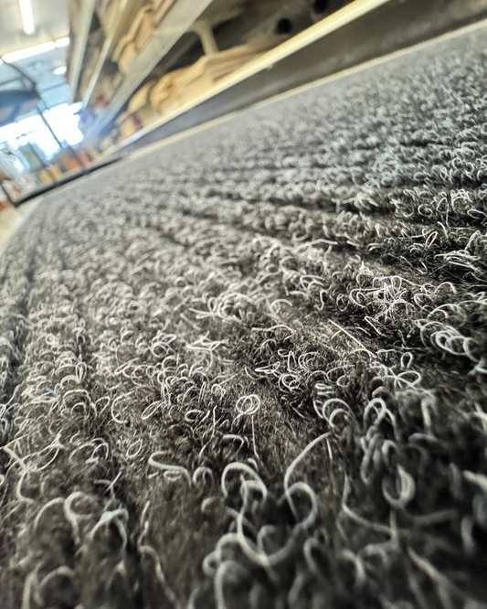 Tapis d’entrée Deluxe Rib Mat charcoal 3'x4' - avec bordure