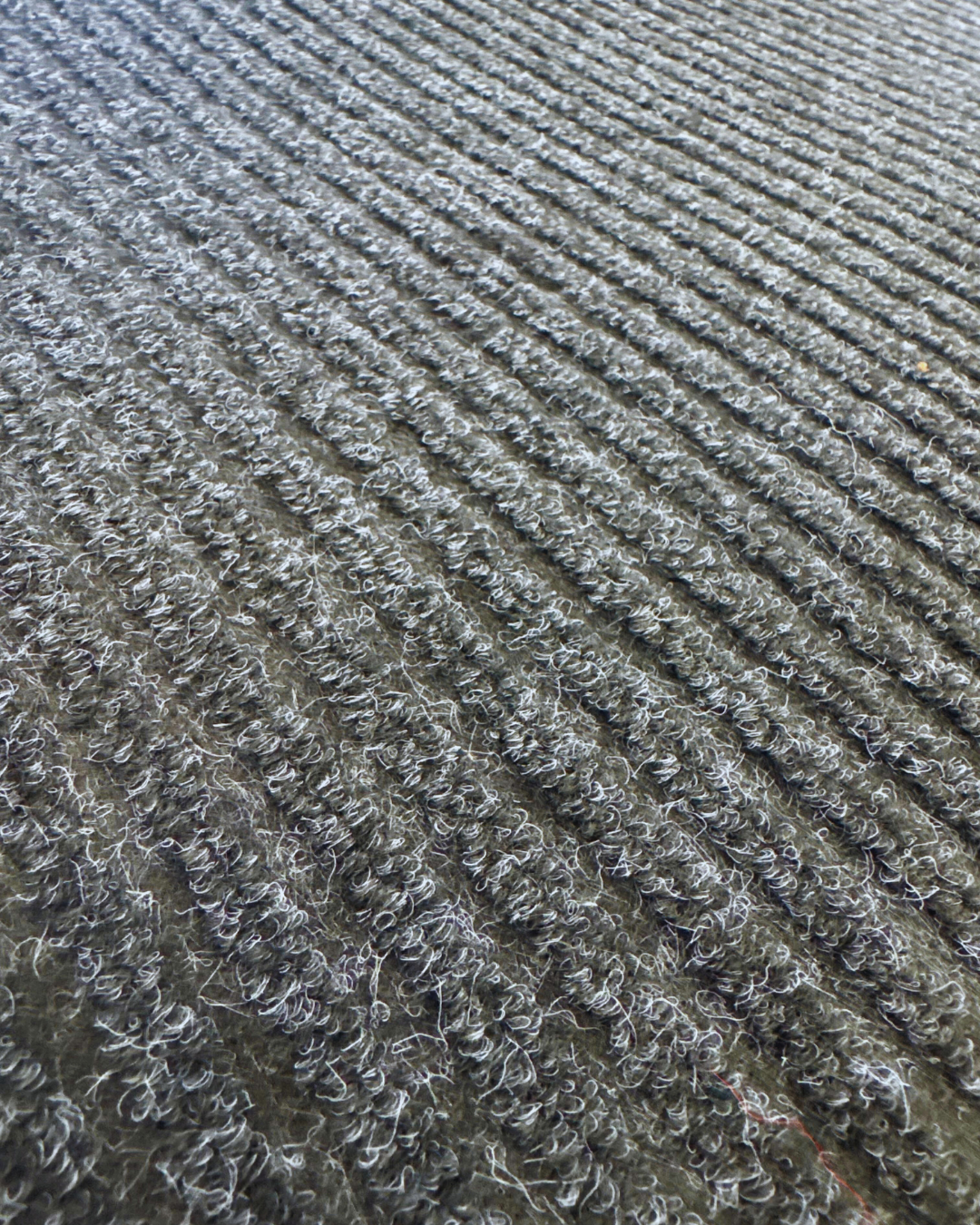 Tapis d’entrée Maxirib charcoal 3'x4' - sans bordure