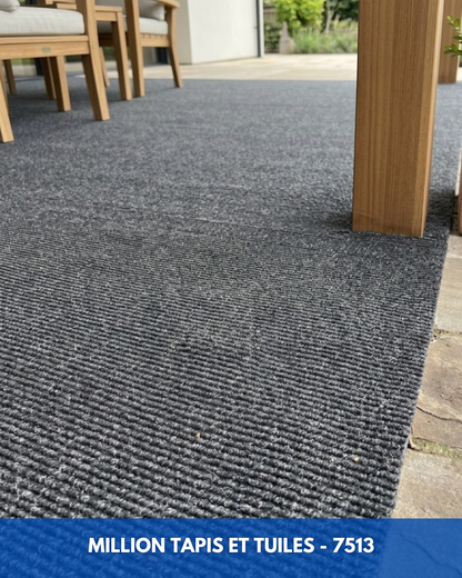 Tapis d'extérieur Noir – Balcon, Patio & Cour | Coupé sur mesure (4 pieds de large)