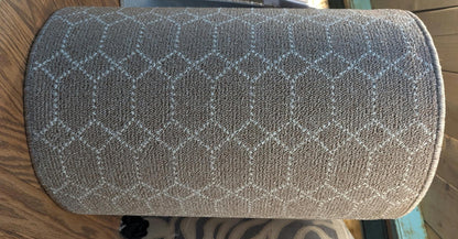 Motif hexagonal du tapis de passage Belmont beige