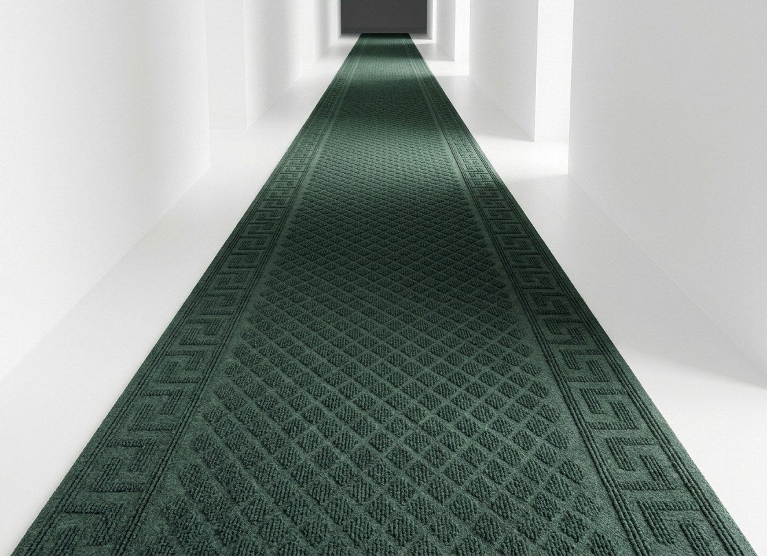 Tapis de passage Pacesetter vert dans un corridor