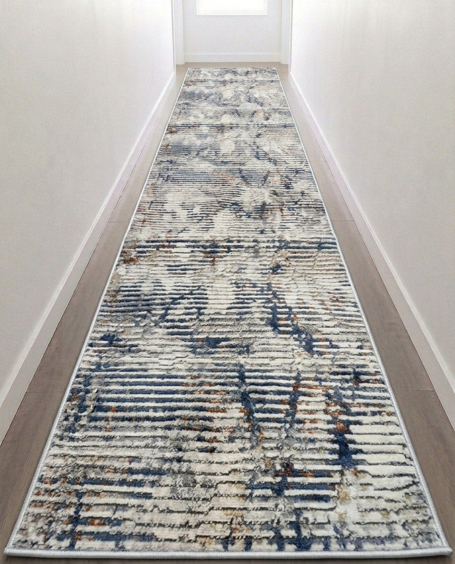 Tapis de passage Symphoni rayures dans un corridor